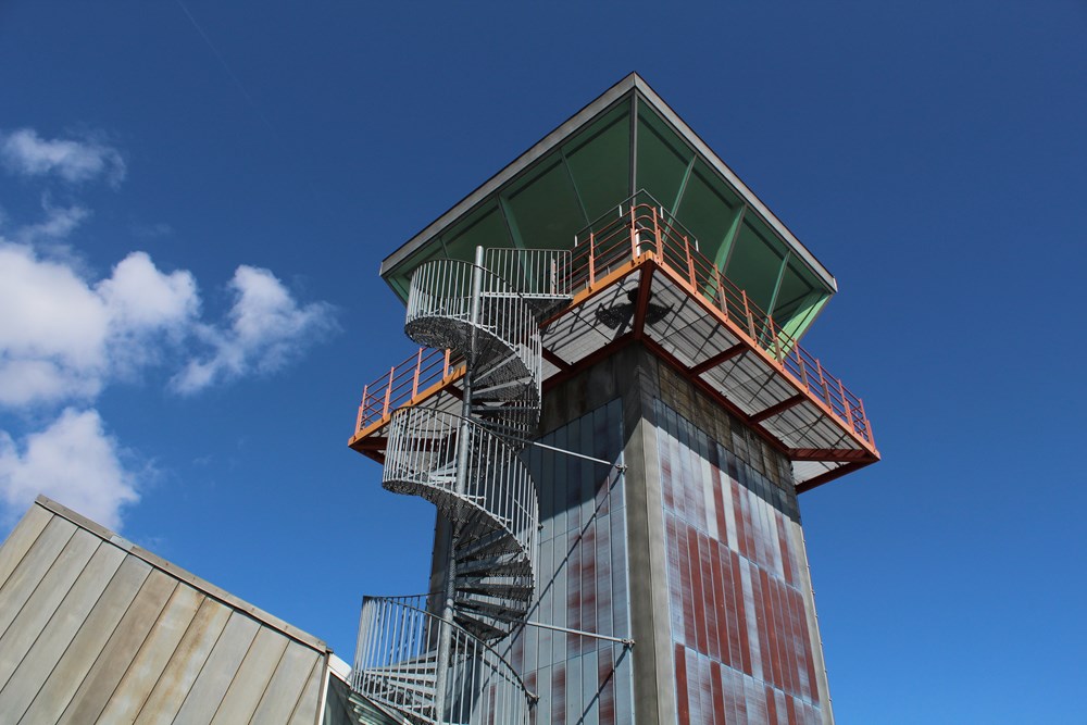 Tårn med vindeltrappe ved Avnø Naturcenter
